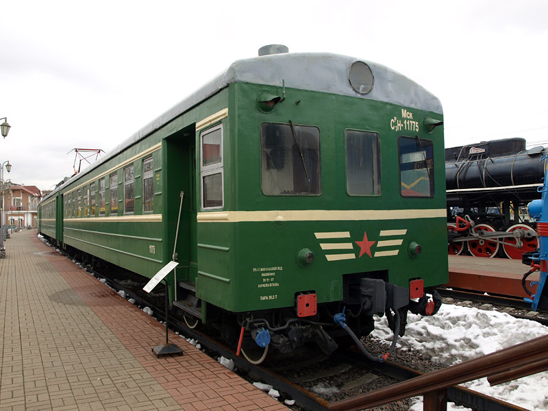 Поезд москва пинск. Ср3 электропоезд кабина. Электропоезд СССР ср3. Ср3-1615. Первая электричка СССР ср3.